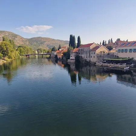 Plava Orhideja Apartman Trebinje Exterior photo